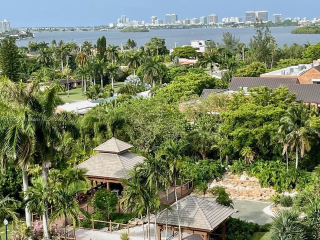 4 of 50 - 1000 Quayside Ter 1009, Miami, FL