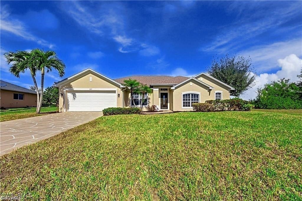 831 Sw 5th Ter, Cape Coral