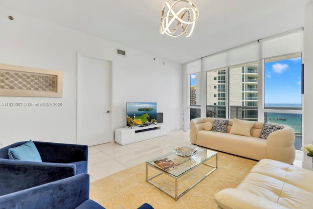 5 of 38 - 16001 Collins Ave 1903, Sunny Isles Beach, FL