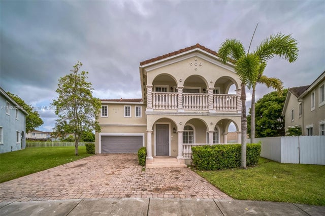 1 of 30 - 13913 Sw 278th St, Homestead, FL