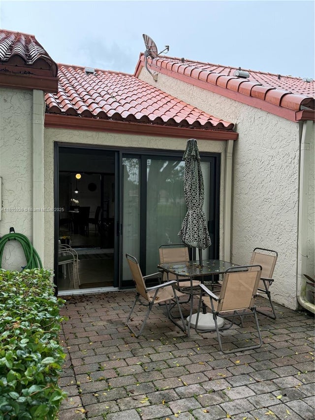 4 of 29 - 126 Centennial Ct, Deerfield Beach, FL