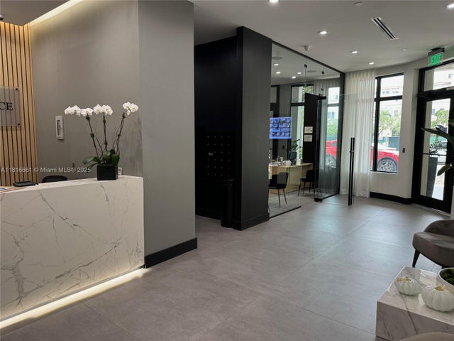 3 of 20 - 4100 Salzedo St 505, Coral Gables, FL