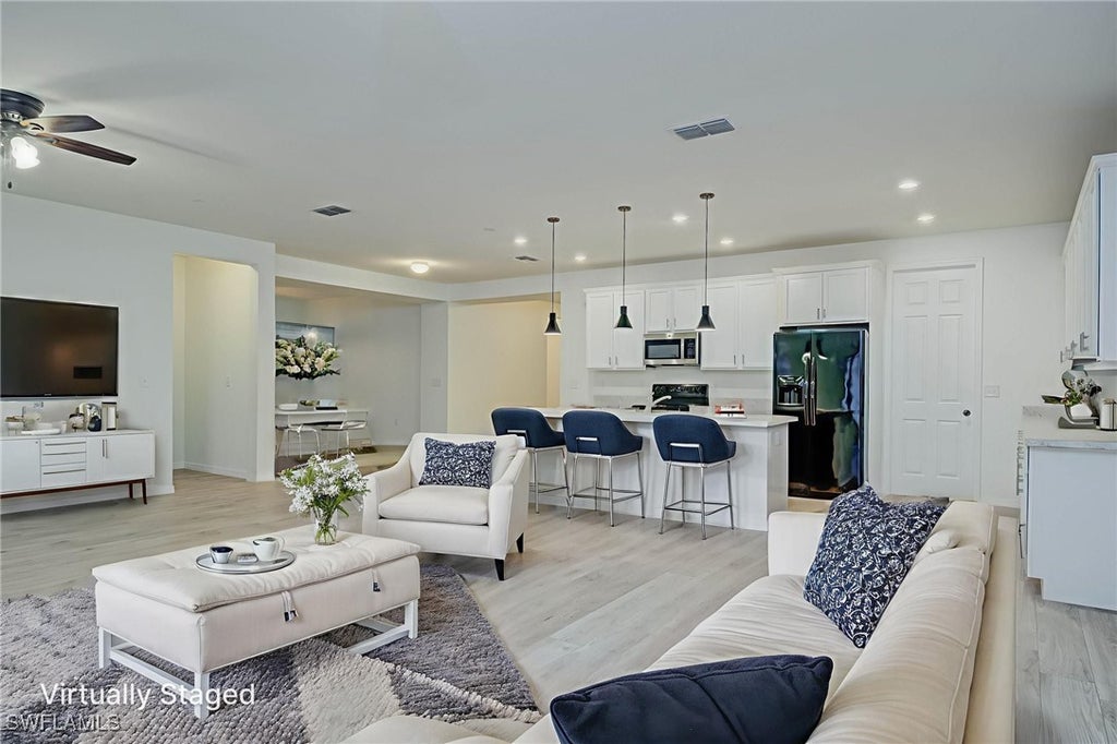 6445 Estero Bay Dr, Fort Myers