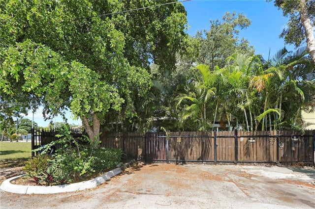 4 of 39 - 1125 Sw 15th Ter, Fort Lauderdale, FL