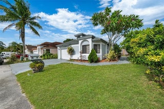 Photo of Listing #A11828106