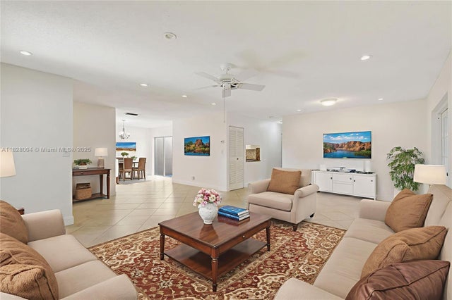 5 of 39 - 450 Nw 66th Ave, Plantation, FL