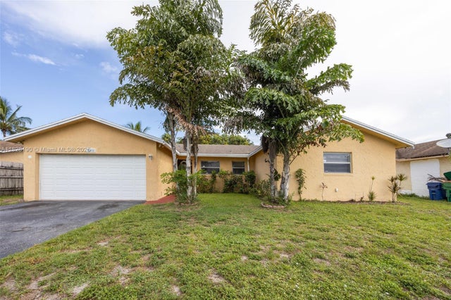 1 of 30 - 8051 Nw 47th Ct, Lauderhill, FL