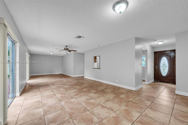 4 of 30 - 8051 Nw 47th Ct, Lauderhill, FL