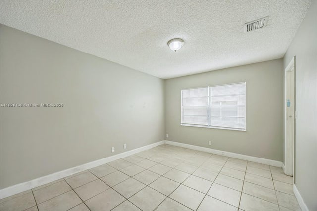 5 of 30 - 8051 Nw 47th Ct, Lauderhill, FL