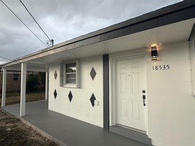 4 of 43 - 18535 Nw 39th Ct, Miami Gardens, FL