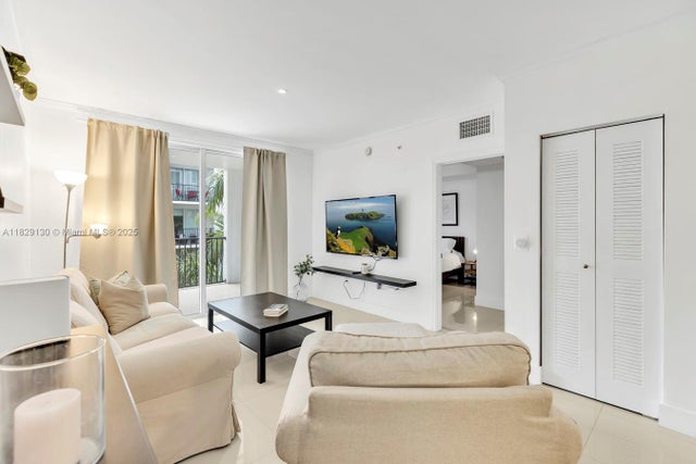 4 of 43 - 17100 N Bay Rd 1610, Sunny Isles Beach, FL