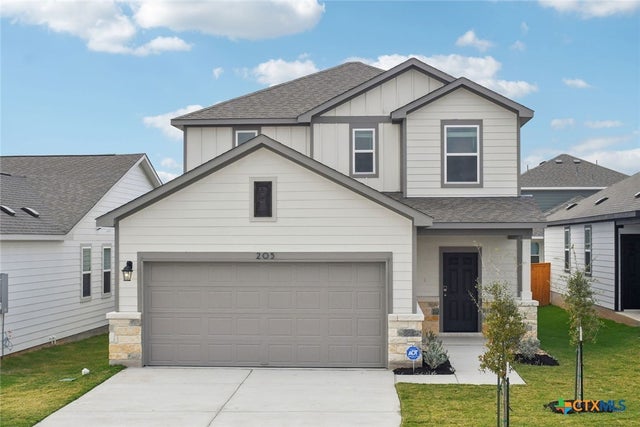 205 Firefox Way, Jarrell