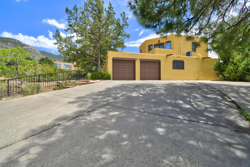 13500 Sunset Canyon Drive Ne, Albuquerque