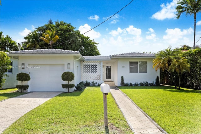 8811 Hawthorne Ave, Surfside