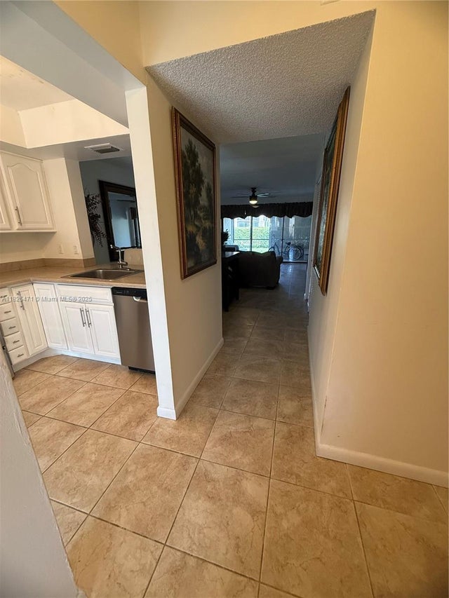 3 of 36 - 2371 Sw 15th St 101, Deerfield Beach, FL