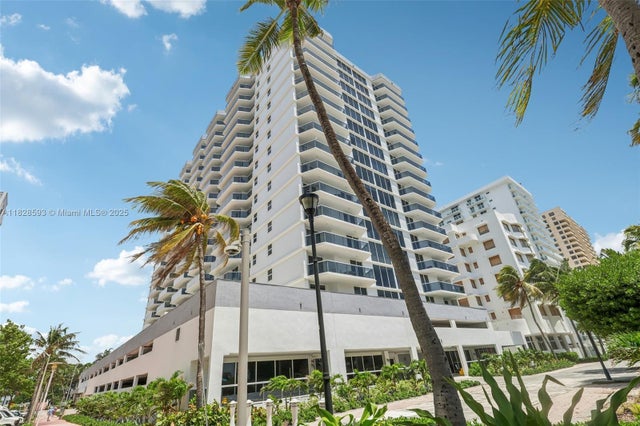 3 of 32 - 2401 Collins Ave 1612, Miami Beach, FL