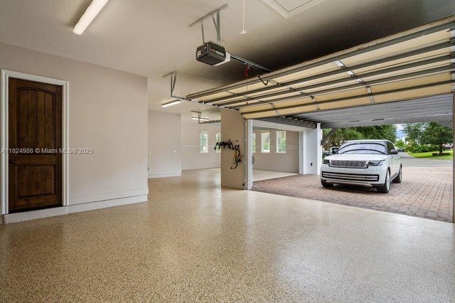 5 of 98 - 2211 Azalea Pl, Winter Park, FL