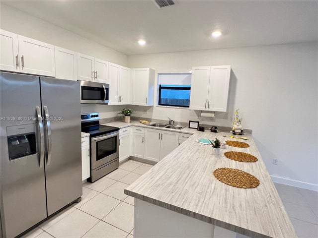 4 of 35 - 13370 Sw 284 Terrace, Miami, FL
