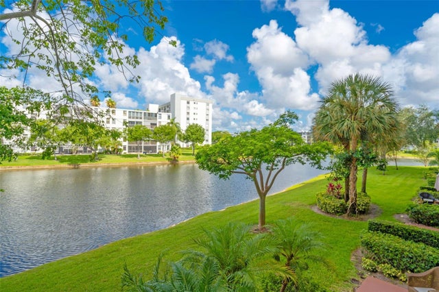 1 of 25 - 2106 S Cypress Bend Dr 203, Pompano Beach, FL