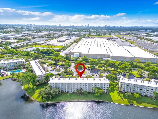 3 of 25 - 2106 S Cypress Bend Dr 203, Pompano Beach, FL