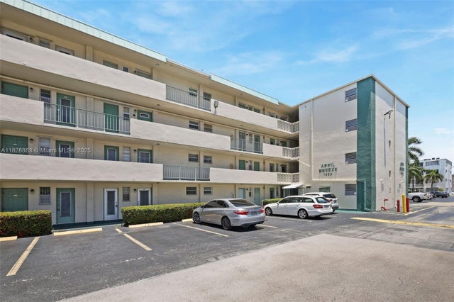 2 of 23 - 1333 E Hallandale Beach Blvd 104, Hallandale Beach, FL