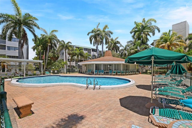 3 of 20 - 1333 E Hallandale Beach Blvd 105, Hallandale Beach, FL