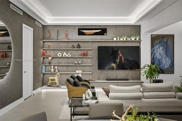 3 of 71 - 2301 Collins Ave 1634, Miami Beach, FL