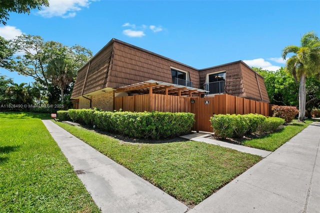 1 of 33 - 9112a Sw 20th St, Davie, FL