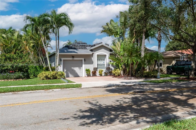 5 of 60 - 4123 Sapphire Bnd, Weston, FL