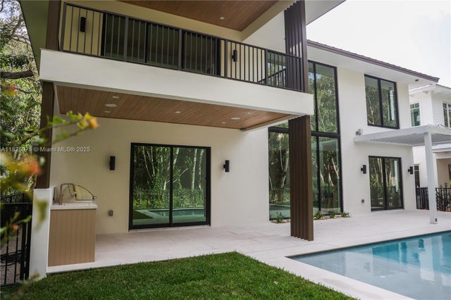 4 of 38 - 1133 Prosperity Village Dr, North Palm Beach, FL
