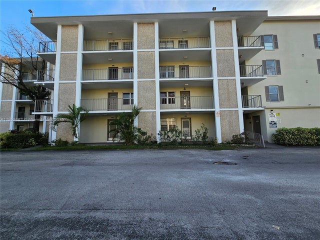 2 of 30 - 2998 Nw 48th Ter 129, Lauderdale Lakes, FL