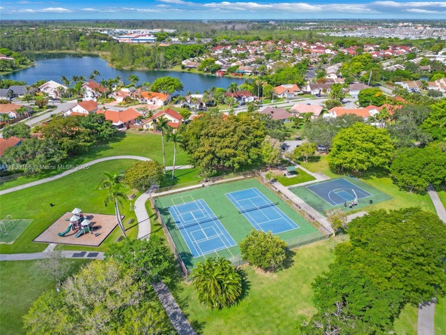 5 of 40 - 1747 N Goldeneye Ln, Homestead, FL