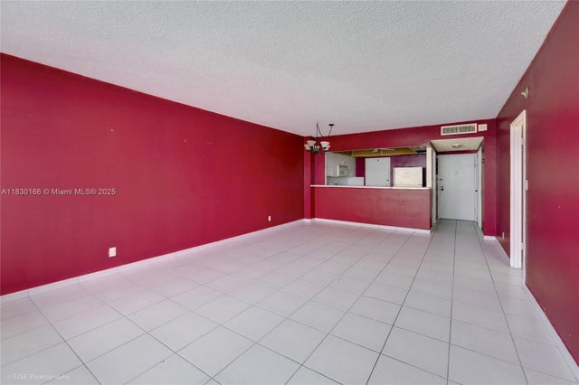 5 of 25 - 3725 S Ocean Dr 1411, Hollywood, FL