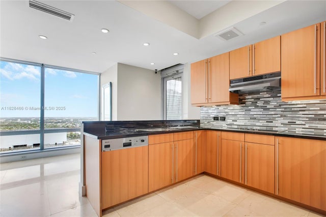 5 of 19 - 1425 Brickell Ave 44a-b, Miami, FL