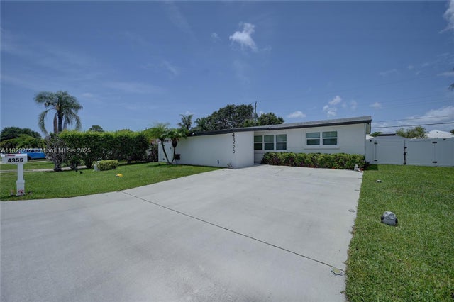 2 of 36 - 4356 S Mary Cir, Palm Beach Gardens, FL