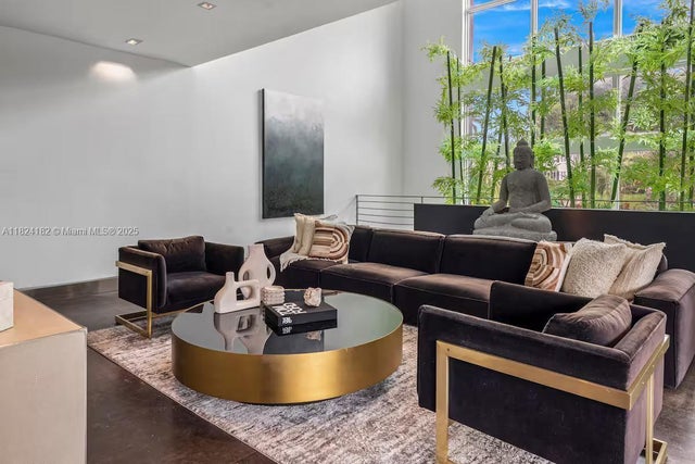 2 of 54 - 1606 S Bayshore Dr, Miami, FL