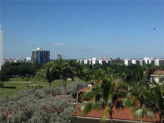 1 of 8 - 19900 E Country Club Dr 806, Aventura, FL