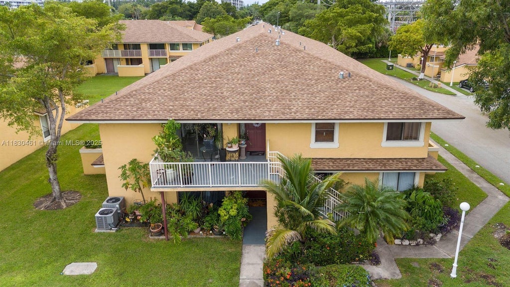 430 Nw 214th St 101, Miami Gardens
