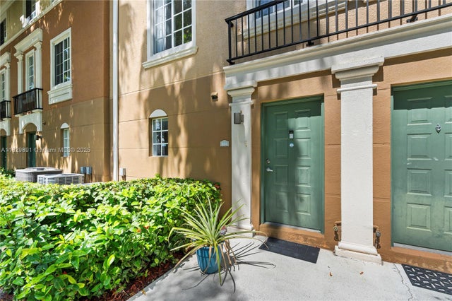 3 of 31 - 2811 Ne 185th St 804, Aventura, FL