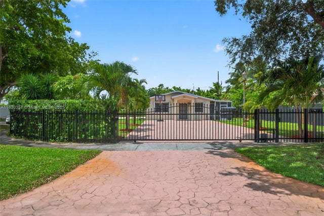 3 of 54 - 395 Nw 124th St, North Miami, FL