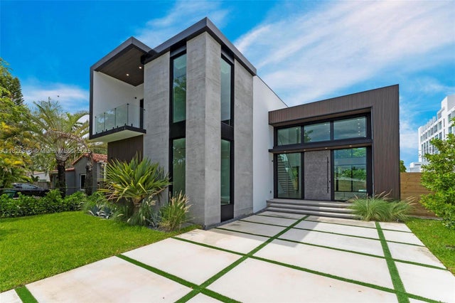 1 of 70 - 630 Ne 82nd Ter, Miami, FL