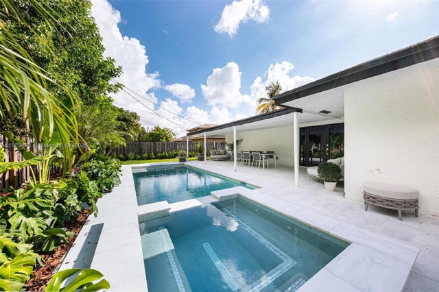 1 of 70 - 2101 Nw 14th Ave, Fort Lauderdale, FL