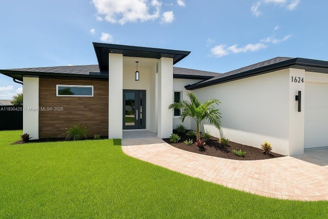 1624 Nw 9th Ter, Cape Coral