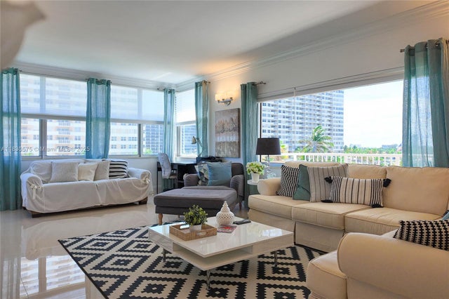 1 of 33 - 1950 S Ocean Dr 4e, Hallandale Beach, FL
