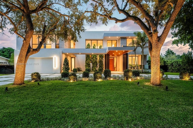 1 of 40 - 13075 Sw 82nd Ct, Pinecrest, FL