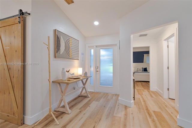 4 of 46 - 903 Bluebird, Naples, FL