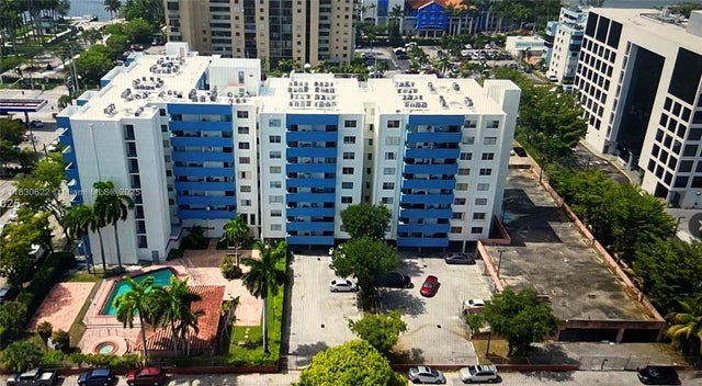 1 of 20 - 5050 Nw 7th St 709, Miami, FL