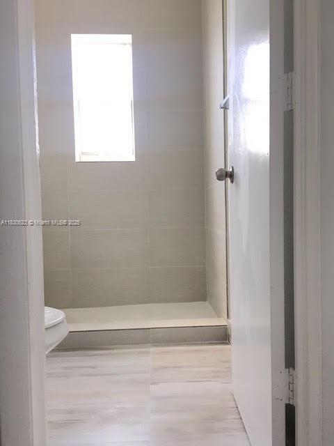 5 of 9 - 342 Nw 84th Ter 342, Miami, FL
