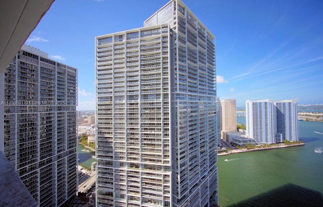 4 of 19 - 495 Brickell Ave 4004, Miami, FL