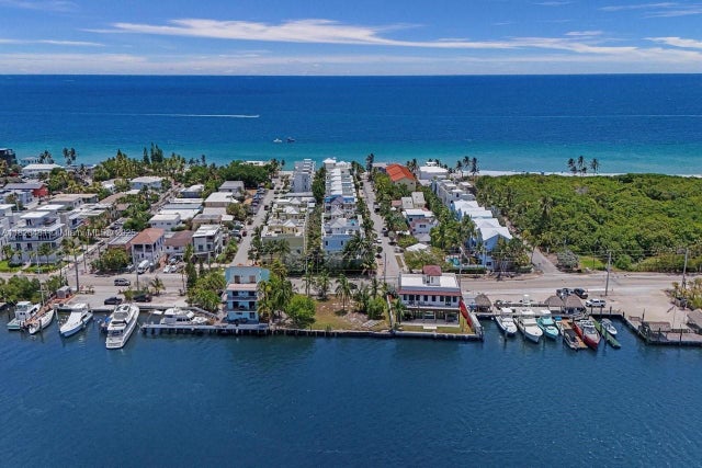 2 of 81 - 346 N Elm St A-10, Hollywood, FL